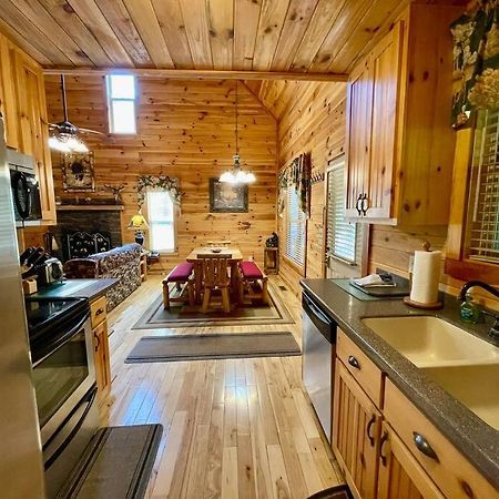 Cabin 2 Bed Close To Helen Hot Tub #15 Eksteriør bilde